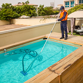 Swimming Pool Cleaning